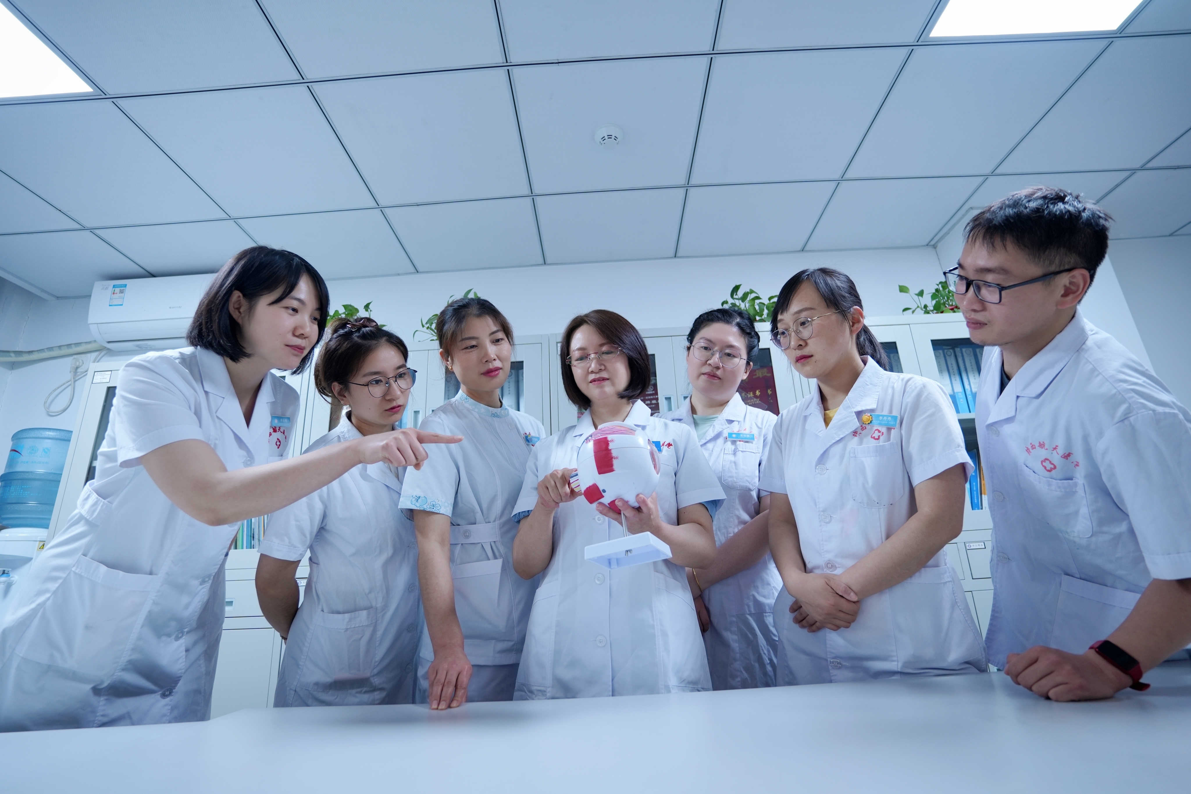 余漫科室业务学习.jpg