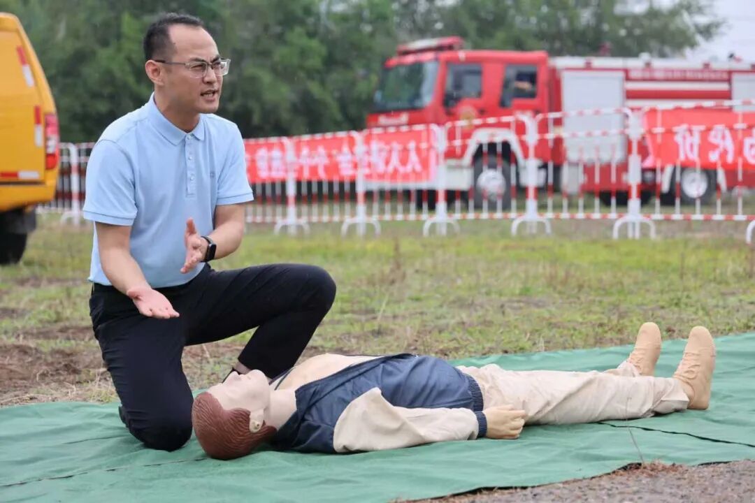 陈龙各企事业单位科普 (3).jpg